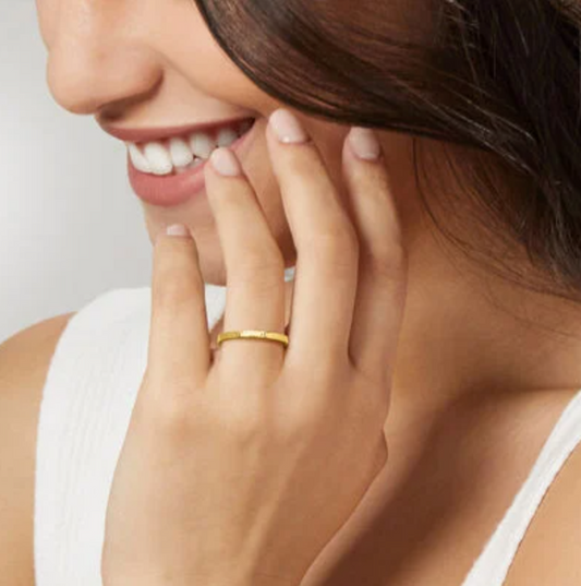 Gold ring 2